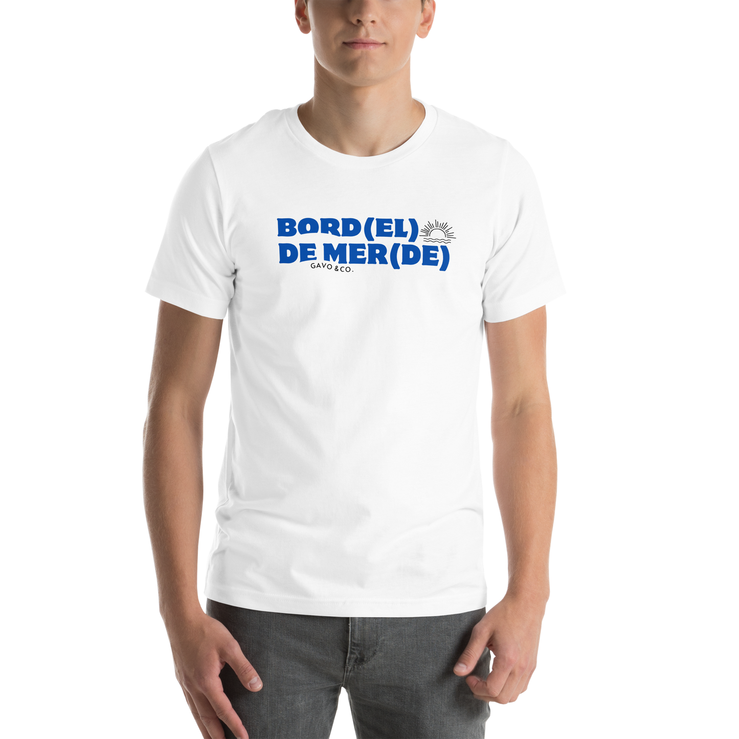 T-shirt angle 1 - bleu T-shirt “Bord(del) de mer(de)” blanc – t-shirt été unisexe GAVO&CO